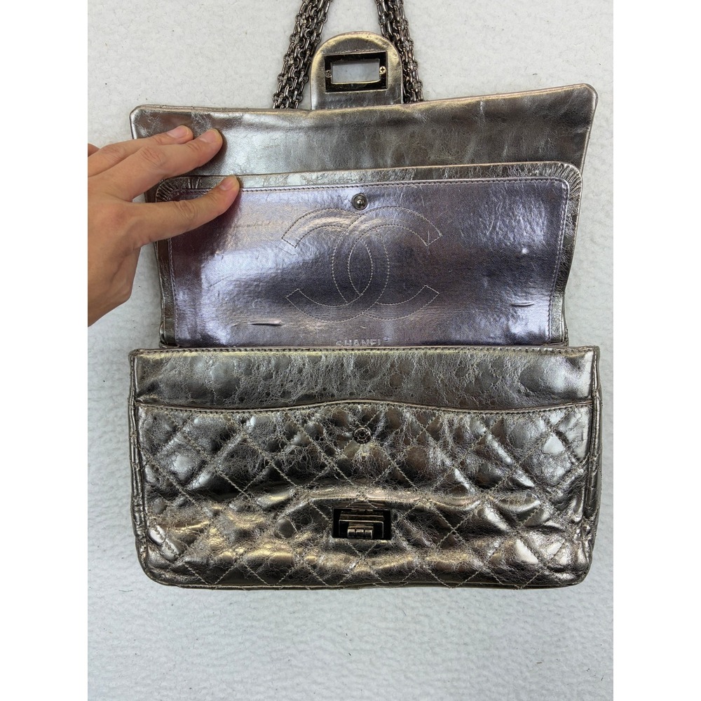 Chanel Metallic Quilted Aged Leather Reissue Shoulder Bag - Picture 12 of 16